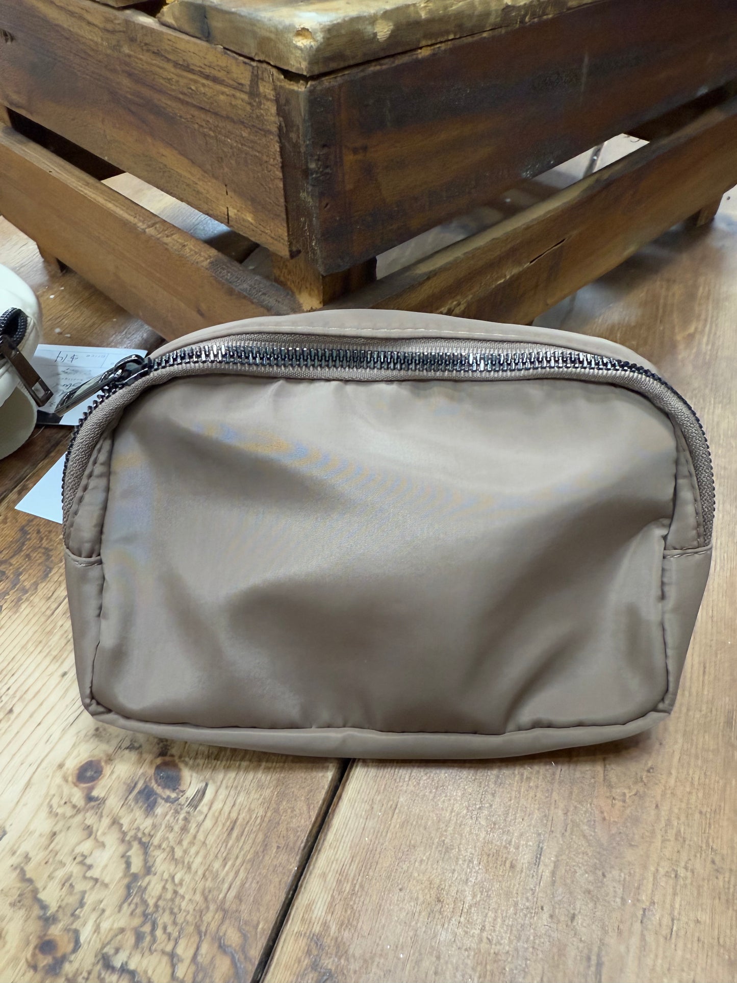Belt Bag-light brown